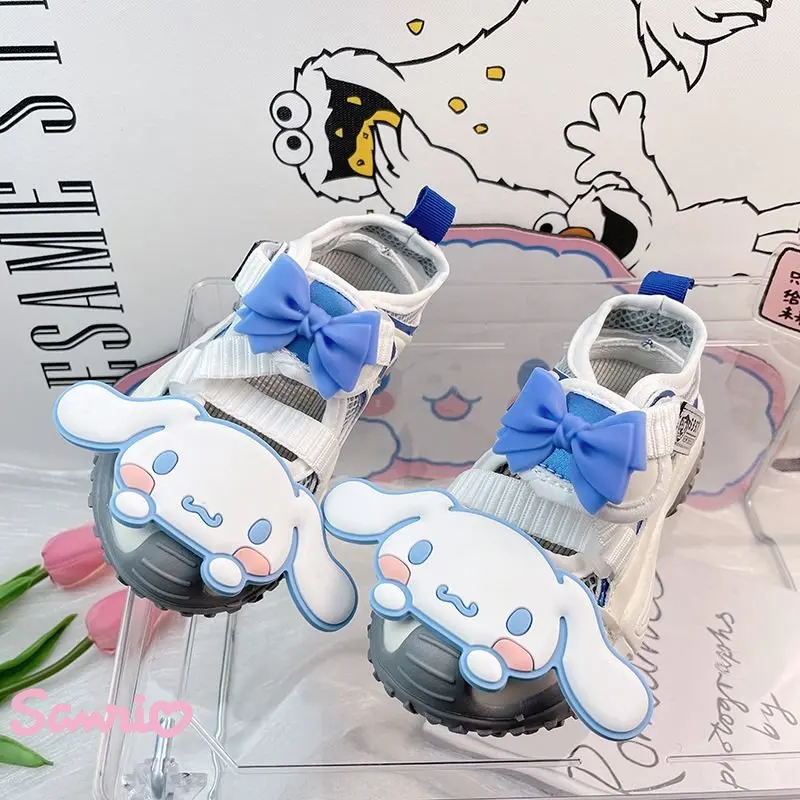 Sanrio Cinnamoroll Children Shoes Kawaii Pachacco Children Anime Hollow Anti-skid Soft Thick Bottom Bow School Beach Sandals
Sanrio Cinnamoroll Children Shoes Kawaii Pachacco Children Anime Hollow Anti-skid Soft Thick Bottom Bow School Beach Sandals