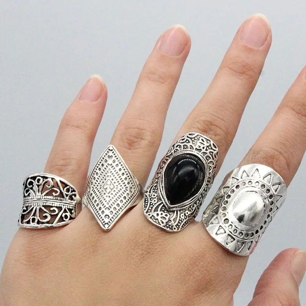 4Pcs/Set Bohemian Style Unisex Ring Wear-resistant Lightweight Super Cool Fidget Ring for Party
4Pcs/Set Bohemian Style Unisex Ring Wear-resistant Lightweight Super Cool Fidget Ring for Party