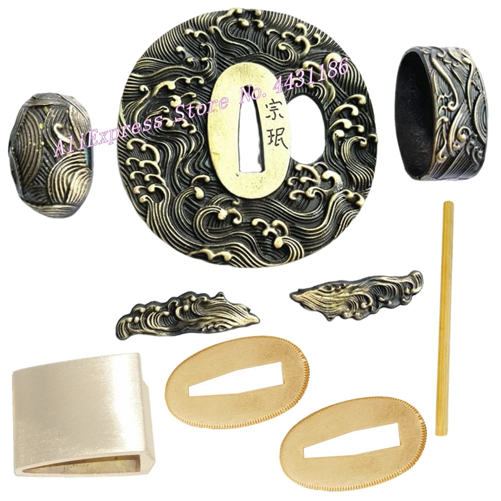 Тема морской волны, японский меч, защита, латунный набор аксессуаров, Tsuba + Menuki + Fuchi + Kawira + Hiaki + Seppa + Mekugi Katana, металлические фитинги «сделай сам»
Тема морской волны, японский меч, защита, латунный набор аксессуаров, Tsuba + Menuki + Fuchi + Kawira + Hiaki + Seppa + Mekugi Katana, металлические фитинги «сделай сам»