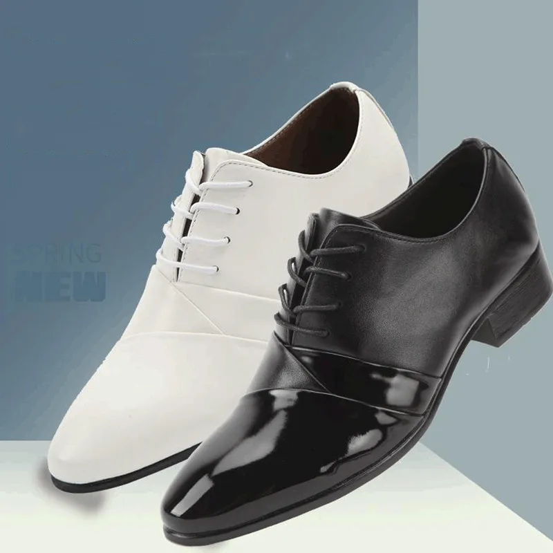 Men Dress Italian PU Leather Shoes Slip on Fashion Men Leather Moccasin Glitter Formal Male Shoes Pointed Toe Shoes for Men2023
Men Dress Italian PU Leather Shoes Slip on Fashion Men Leather Moccasin Glitter Formal Male Shoes Pointed Toe Shoes for Men2023