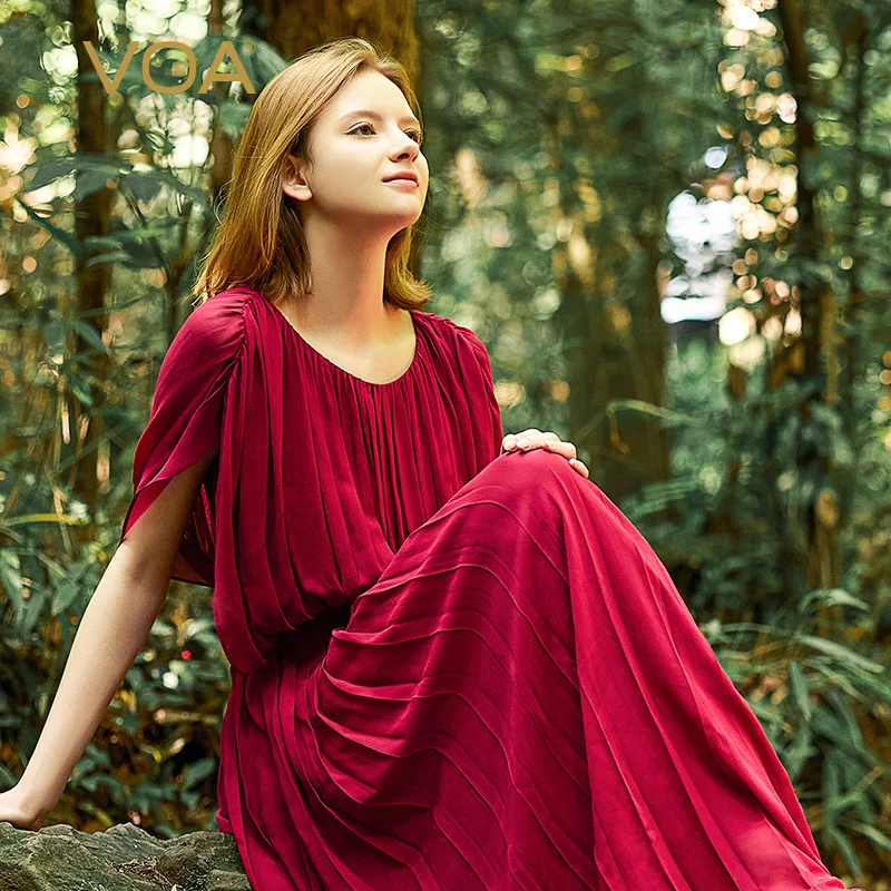 VOA Real Silk Georgette Red Double Layer O-neck Bat Sleeve Pressed Ruffle Striped Lightweight Flowing Beach Pleated Dress AE2177
VOA Real Silk Georgette Red Double Layer O-neck Bat Sleeve Pressed Ruffle Striped Lightweight Flowing Beach Pleated Dress AE2177