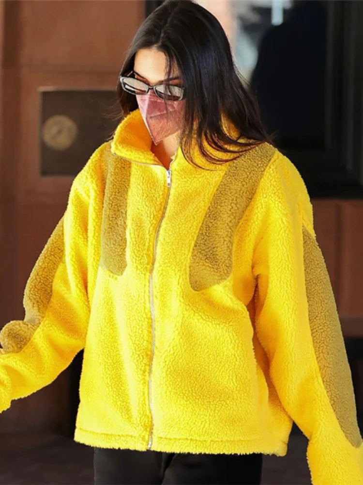 Autumn Winter Casual Stand Collar Faux Lamb Wool Jackets Women 2022 Fashion Zipper Long-sleeved Thick Warm Coats Streetwear
Autumn Winter Casual Stand Collar Faux Lamb Wool Jackets Women 2022 Fashion Zipper Long-sleeved Thick Warm Coats Streetwear