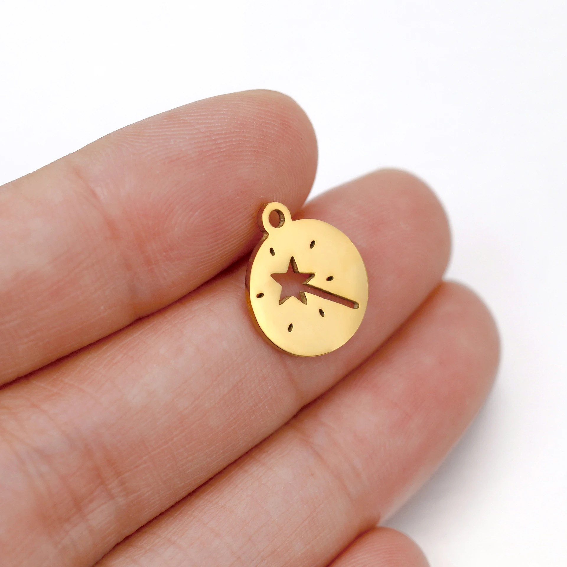 5Pcs/Lot Magic Wand Star Stick Charms Round Hollow Star Pendants Stainless Steel Charm Bracelet Necklace Earring Making Supplies
5Pcs/Lot Magic Wand Star Stick Charms Round Hollow Star Pendants Stainless Steel Charm Bracelet Necklace Earring Making Supplies