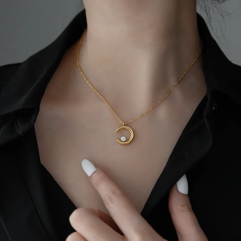 Роскошное ожерелье с подвеской в виде полумесяца RACHELZ 18K, винтажные циркониевые ожерелья из нержавеющей стали для женщин, ювелирные изделия,...
Роскошное ожерелье с подвеской в виде полумесяца RACHELZ 18K, винтажные циркониевые ожерелья из нержавеющей стали для женщин, ювелирные изделия,...