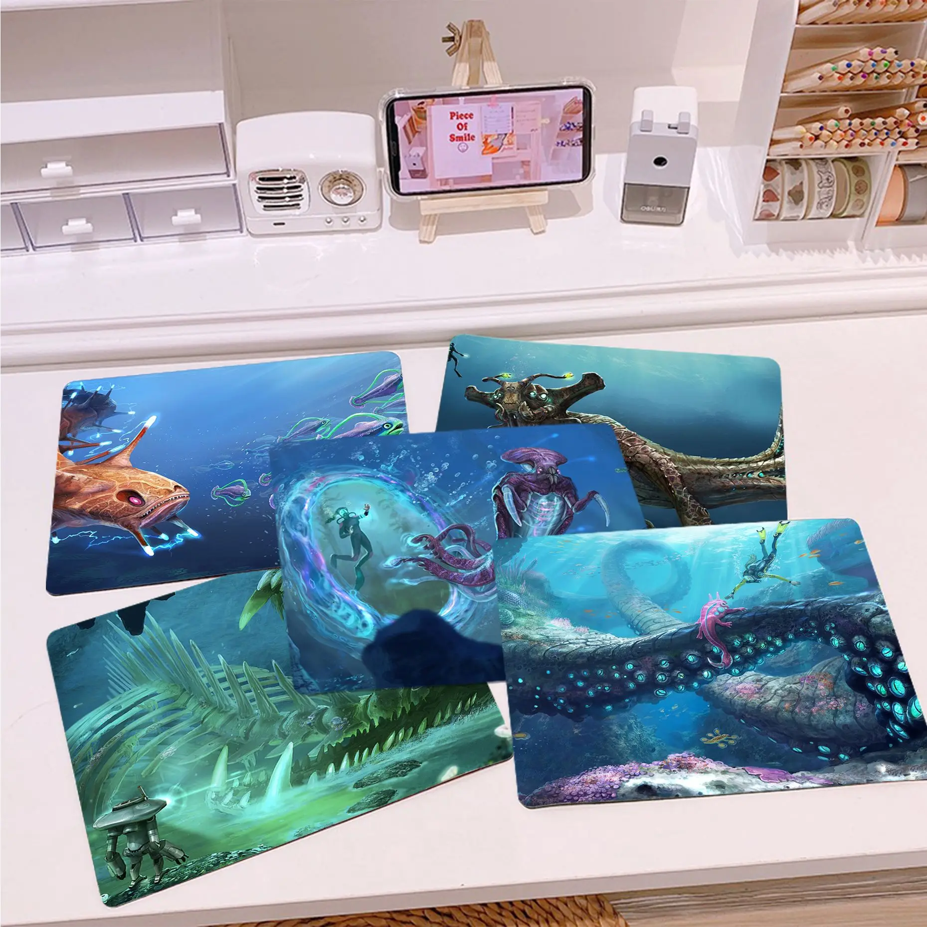 Subnautica Small Desktop Desk Mat Kawaii Gaming Accessories Students Writing Pad For PC Gamer Mousemat
Subnautica Small Desktop Desk Mat Kawaii Gaming Accessories Students Writing Pad For PC Gamer Mousemat