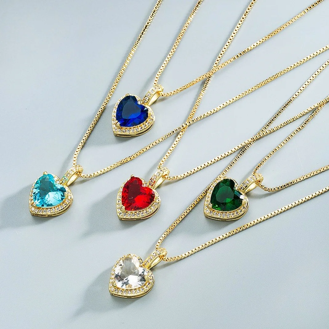 Fashion and simple temperament colorful crystal love pendant necklace female copper gilt inlaid stone party chain jewelry
Fashion and simple temperament colorful crystal love pendant necklace female copper gilt inlaid stone party chain jewelry