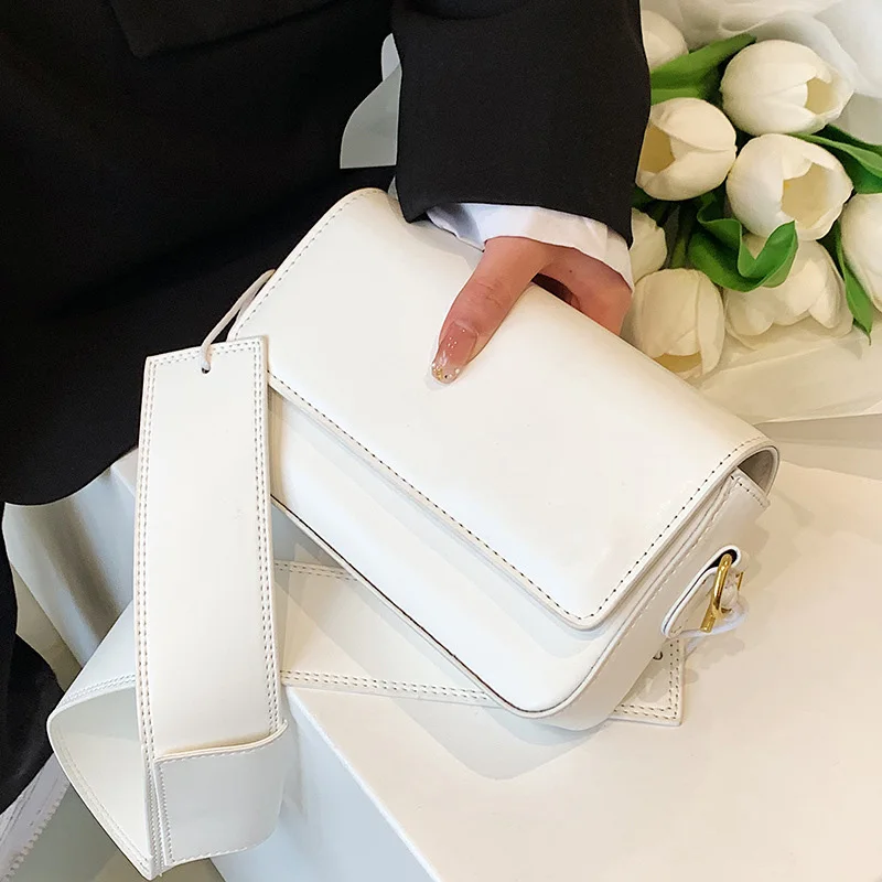 Small Pu Leather Women's Bag 2022 Trend Fashion Luxury Designer Shoulder bag Brand Crossbody Bags Purse Female Woman Handbags
Small Pu Leather Women's Bag 2022 Trend Fashion Luxury Designer Shoulder bag Brand Crossbody Bags Purse Female Woman Handbags