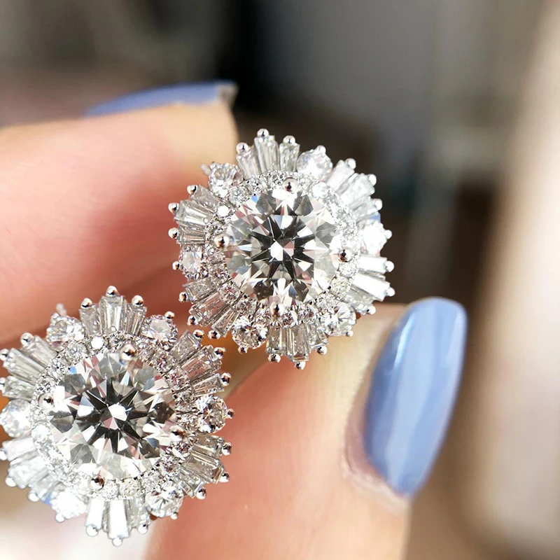 Gorgeous Women Stud Earrings Full Cubic Zirconia Brilliant Wedding Accessories High Quality Ear Piercing Earrings Jewelry
Gorgeous Women Stud Earrings Full Cubic Zirconia Brilliant Wedding Accessories High Quality Ear Piercing Earrings Jewelry