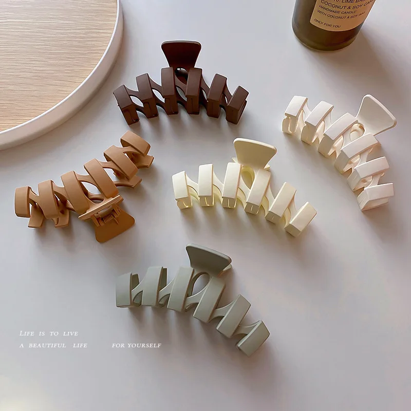 2022 Large Ponytail Shark Hair Clip for Women Korean Claw Clip Thick Hair Soild Color Crab Hair Clip Barrettes крабик для волос
2022 Large Ponytail Shark Hair Clip for Women Korean Claw Clip Thick Hair Soild Color Crab Hair Clip Barrettes крабик для волос