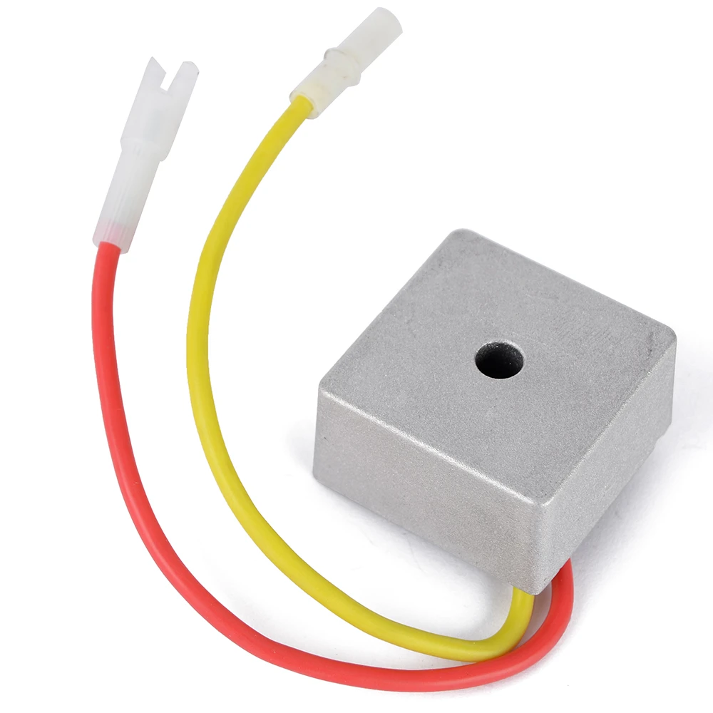 Regulator Rectifier for Briggs & Stratton B&S 491546 691188 793360 794360 Oregon 33-417 Peime Line 7-01692 Stens 435-061
Regulator Rectifier for Briggs & Stratton B&S 491546 691188 793360 794360 Oregon 33-417 Peime Line 7-01692 Stens 435-061