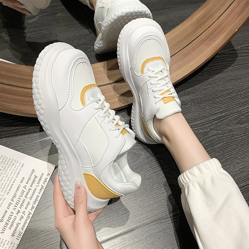 2022 spring and summer British style women's luxury fashion vulcanized shoes lace-up flat sneakers thick bottom color matching
2022 spring and summer British style women's luxury fashion vulcanized shoes lace-up flat sneakers thick bottom color matching