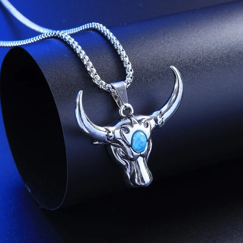 Vintage Domineering Bull Head Pendant Necklace for Men Punk Retro Jewelry Necklace Turquoise Necklace Mens Jewellery Collares
Vintage Domineering Bull Head Pendant Necklace for Men Punk Retro Jewelry Necklace Turquoise Necklace Mens Jewellery Collares