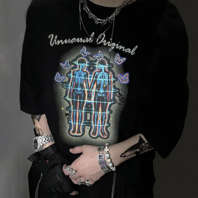 Tshirt Women Rose Short Sleeved T-shirt Loose Gothic Short Sleeve Couple T Shirts Men Oversized Clothing Hip Hop Y2k Top
Tshirt Women Rose Short Sleeved T-shirt Loose Gothic Short Sleeve Couple T Shirts Men Oversized Clothing Hip Hop Y2k Top