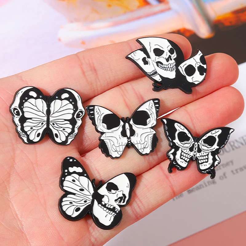 Punk Gothic Style Enamel Pin Metal Lapel Badge for Backpack Black Butterfly Horror Skull Decorative Brooches for Friend Jewelry
Punk Gothic Style Enamel Pin Metal Lapel Badge for Backpack Black Butterfly Horror Skull Decorative Brooches for Friend Jewelry