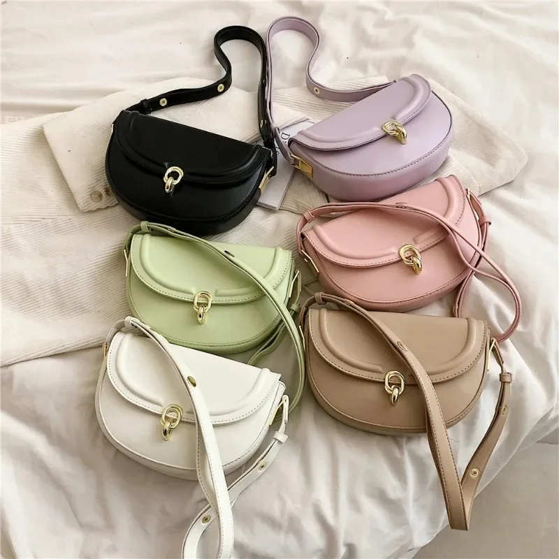 French Niche Bag for Women in Spring and Summer, New High-end Texture Single Shoulder Crossbody Bag, Popular Women's Saddle Bag
French Niche Bag for Women in Spring and Summer, New High-end Texture Single Shoulder Crossbody Bag, Popular Women's Saddle Bag