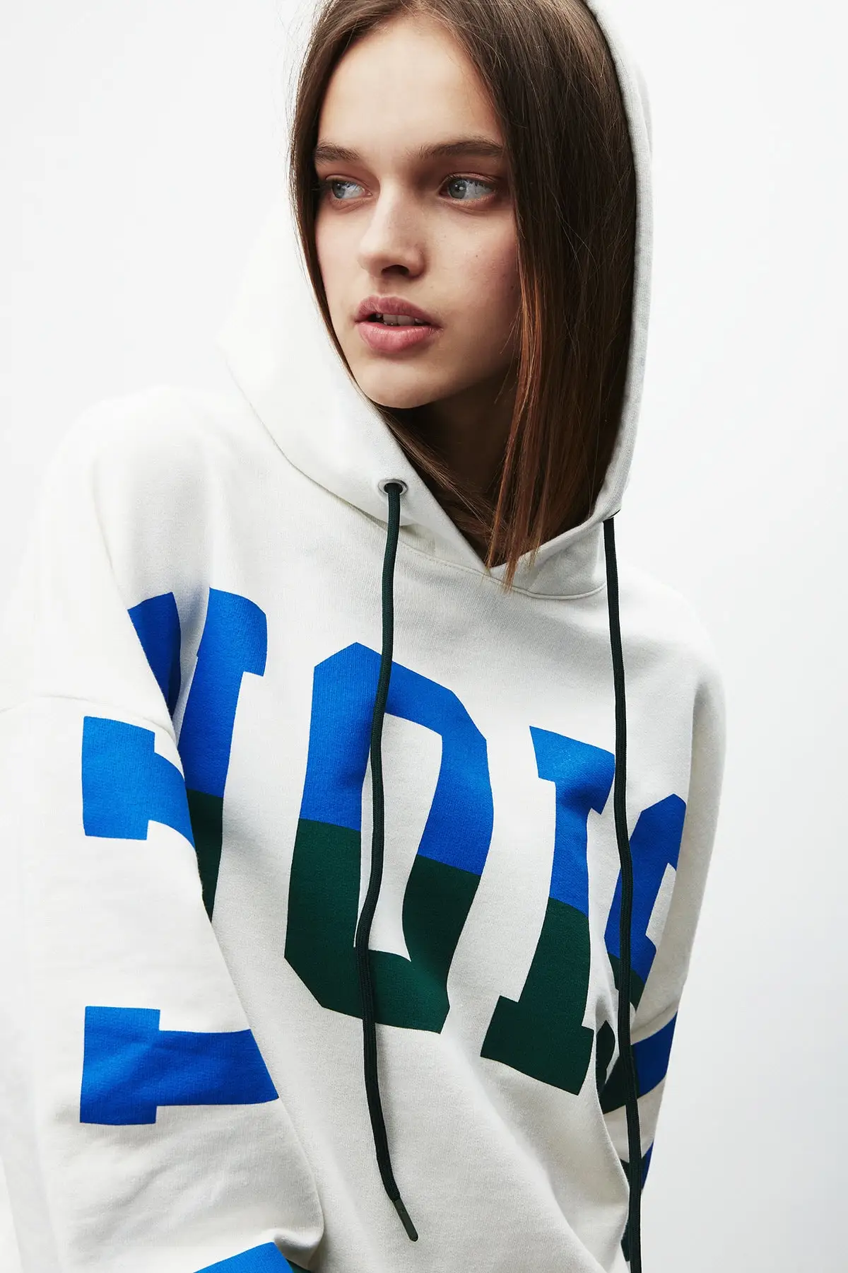 2021 New Oversized Long Sleeve White Women Hoodie Casual Chic Elegant Sweatshirt Outfits Streetwear Street Style Party Night
2021 New Oversized Long Sleeve White Women Hoodie Casual Chic Elegant Sweatshirt Outfits Streetwear Street Style Party Night