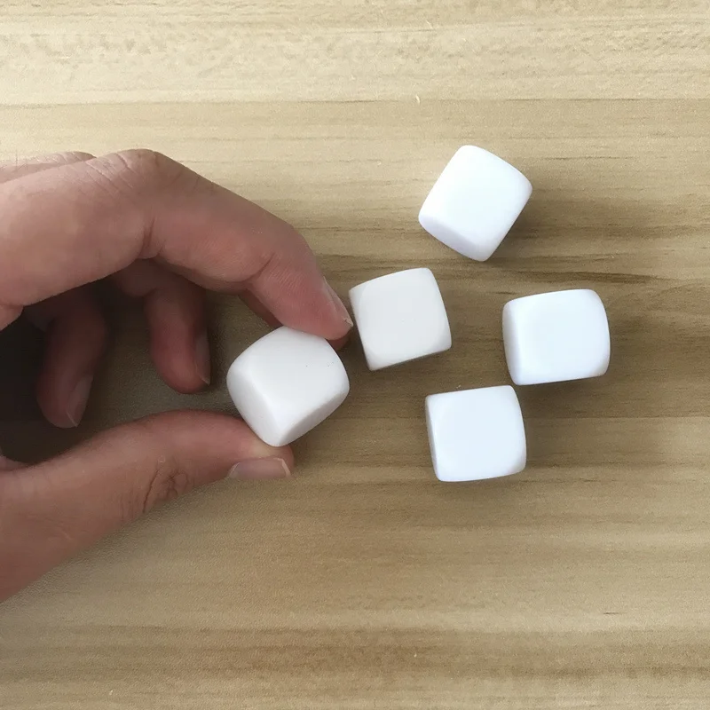 50Pcs/Lot High-quality 20mm White Blank Dice Can Write and Children Interesting Teaching DIY Design Dice Set Wholesale
50Pcs/Lot High-quality 20mm White Blank Dice Can Write and Children Interesting Teaching DIY Design Dice Set Wholesale