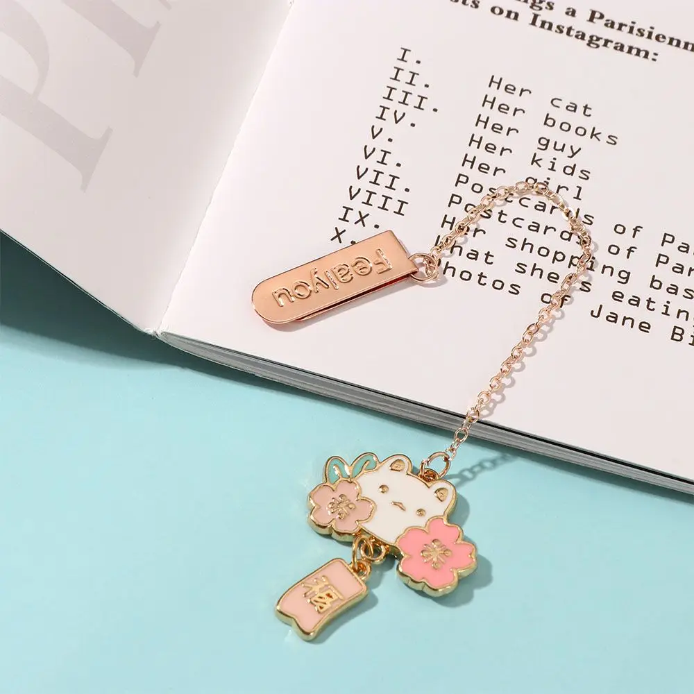 

Stationery Alloy Chain Reading Paper Clips Marker of Page Book Tag Metal Bookmark Pendant Bookmark Romantic Sakura Rabbit