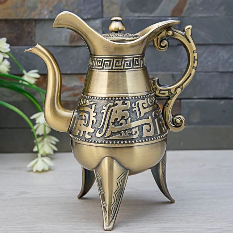 New Zinc Alloy Creative Retro Wine Pot High-end Home Decoration Ornaments Props Household Metal Classical Wine Set Home Decore
New Zinc Alloy Creative Retro Wine Pot High-end Home Decoration Ornaments Props Household Metal Classical Wine Set Home Decore