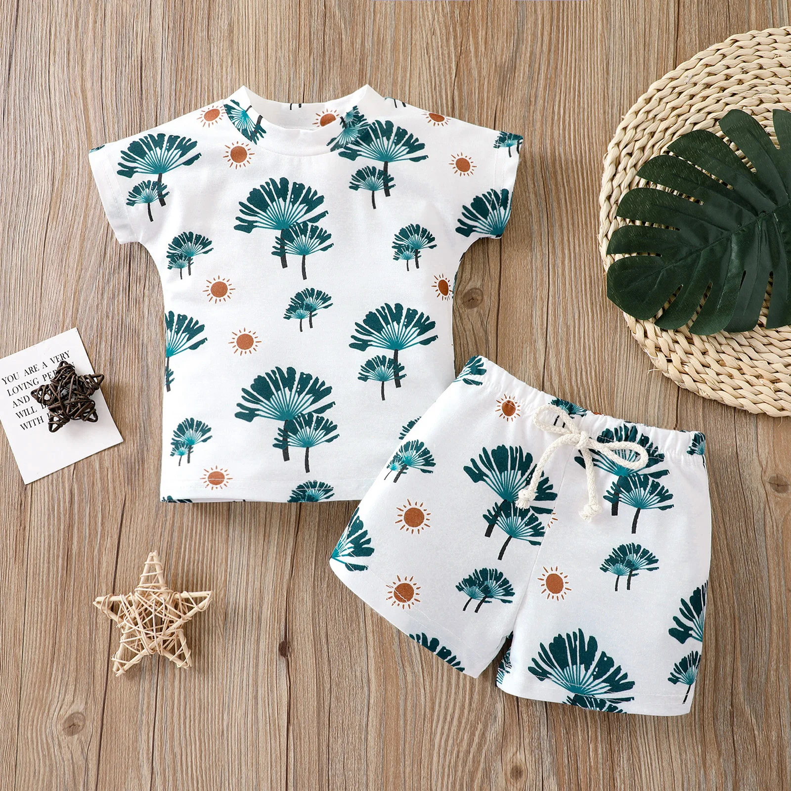 Outwear Newborn Baby Boys Girls 2Pcs Summer Clothes Short Sleeve Sun Leaf Print T-Shirt Tops+Shorts Infant Kids Casual Tracksuit
Outwear Newborn Baby Boys Girls 2Pcs Summer Clothes Short Sleeve Sun Leaf Print T-Shirt Tops+Shorts Infant Kids Casual Tracksuit