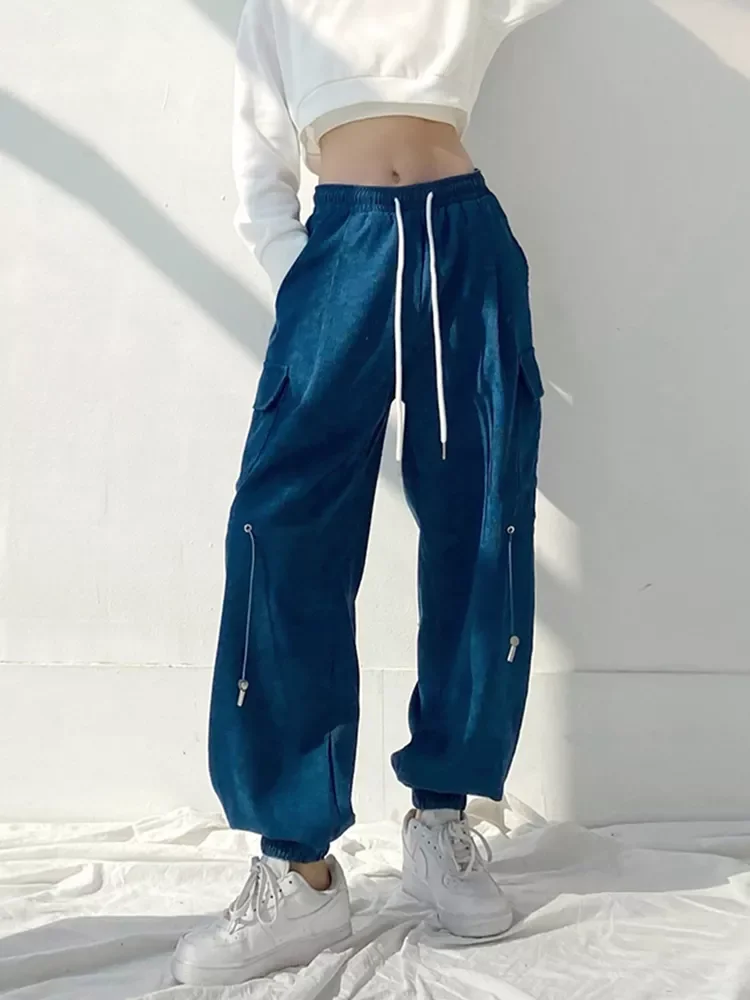 Брюки женские прямые с эластичным поясом, повседневные свободные штаны, весна-осень
Брюки женские прямые с эластичным поясом, повседневные свободные штаны, весна-осень