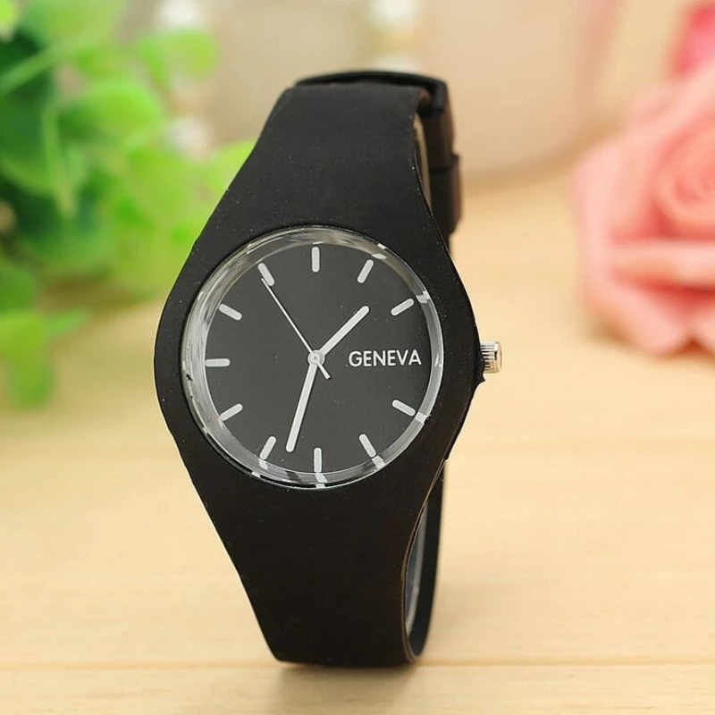2022 New Fashion Stainless Steel Silicone Strap Analog Quartz Wrist Watch Luxury Simple Style Designed Bracelet Women Watches
2022 New Fashion Stainless Steel Silicone Strap Analog Quartz Wrist Watch Luxury Simple Style Designed Bracelet Women Watches