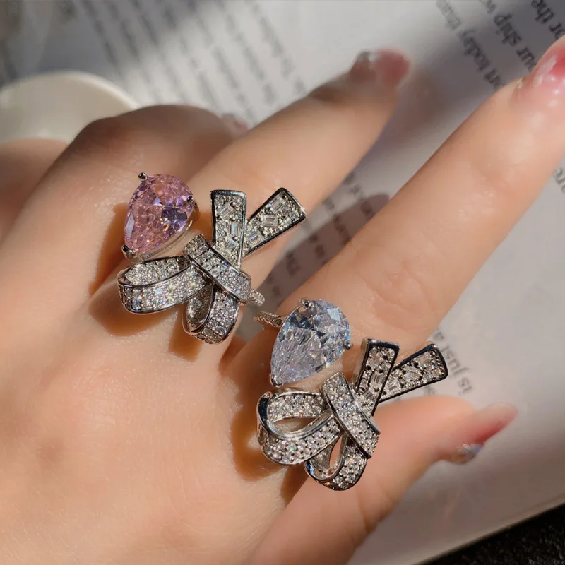 2022 Fashion Jewelry Women's Silver Color Bride Wedding Rings Brilliant Pink White Zircon Crystal Engagement Anniversary Gifts
2022 Fashion Jewelry Women's Silver Color Bride Wedding Rings Brilliant Pink White Zircon Crystal Engagement Anniversary Gifts