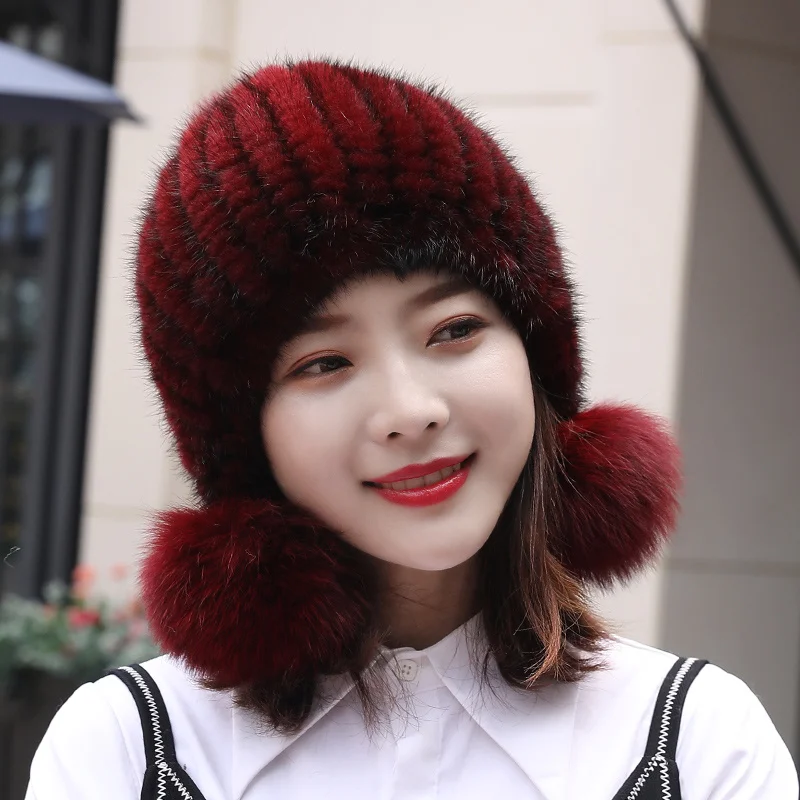 New mink fur knit hat with fox fur ball women's beanie hat 100% headgear natural mink fur caps real mink fur hats
New mink fur knit hat with fox fur ball women's beanie hat 100% headgear natural mink fur caps real mink fur hats