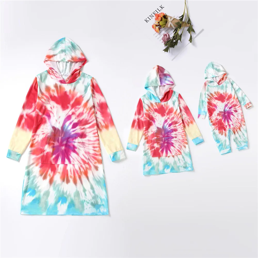 Family Sweatshirt Mother And Daughter Clothes rainbow tie dye printed Sweatshirts Mommy And Me Clothes matching family outfits
Family Sweatshirt Mother And Daughter Clothes rainbow tie dye printed Sweatshirts Mommy And Me Clothes matching family outfits