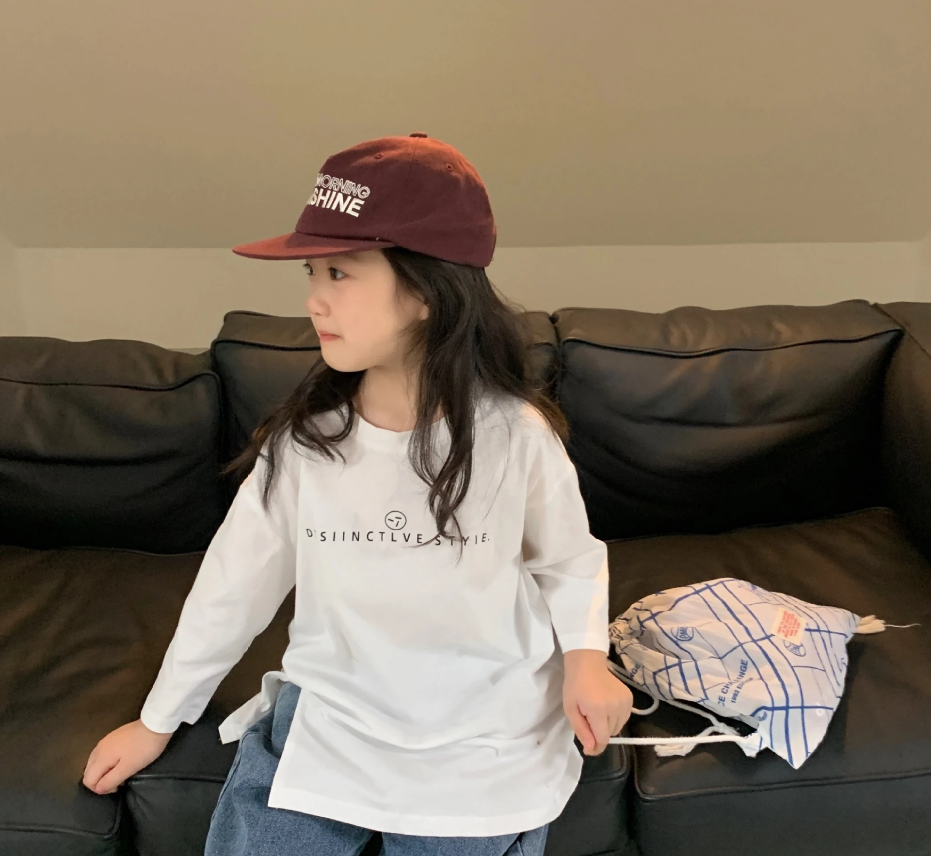 T-shirt Korean Autumn Season New Product Forking Long Sleeved Children Clothing Versatile Undershirt Round Collar Soild Simple
T-shirt Korean Autumn Season New Product Forking Long Sleeved Children Clothing Versatile Undershirt Round Collar Soild Simple