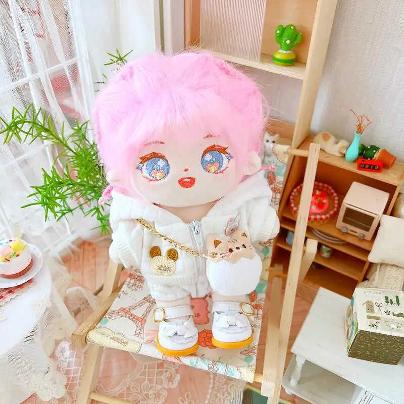New Arrival 20cm Pink Fried Doll with 2pc Doll Clothes White Hooded Sweater Jacket Pants Suit Outfit Accessories for Dolls Gift
New Arrival 20cm Pink Fried Doll with 2pc Doll Clothes White Hooded Sweater Jacket Pants Suit Outfit Accessories for Dolls Gift