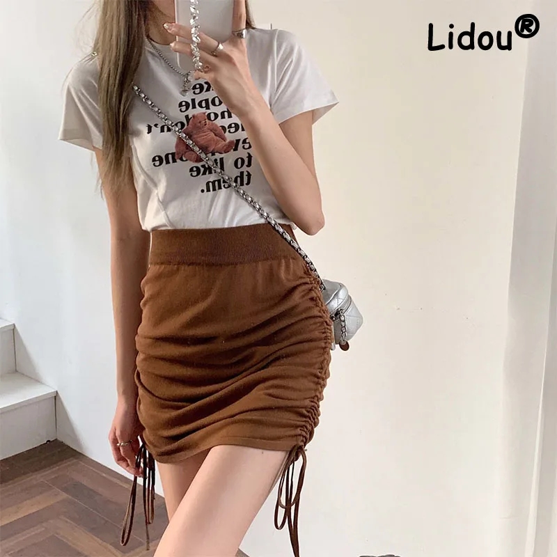 Girl High Waist Folds Bandage Drawstring Hip Wrap Mini Skirts Summer Fashion Babes Sexy Style Solid Women's Short Skirt 2022 New
Girl High Waist Folds Bandage Drawstring Hip Wrap Mini Skirts Summer Fashion Babes Sexy Style Solid Women's Short Skirt 2022 New