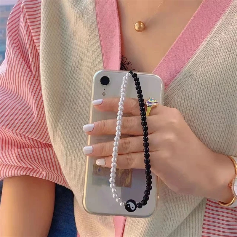 Vintage Tai Chi Mobile Strap Phone Charm Fashion Black White Acrylic Beaded Phone Chain Pendant Anti-lost Lanyard Women Jewelry
Vintage Tai Chi Mobile Strap Phone Charm Fashion Black White Acrylic Beaded Phone Chain Pendant Anti-lost Lanyard Women Jewelry