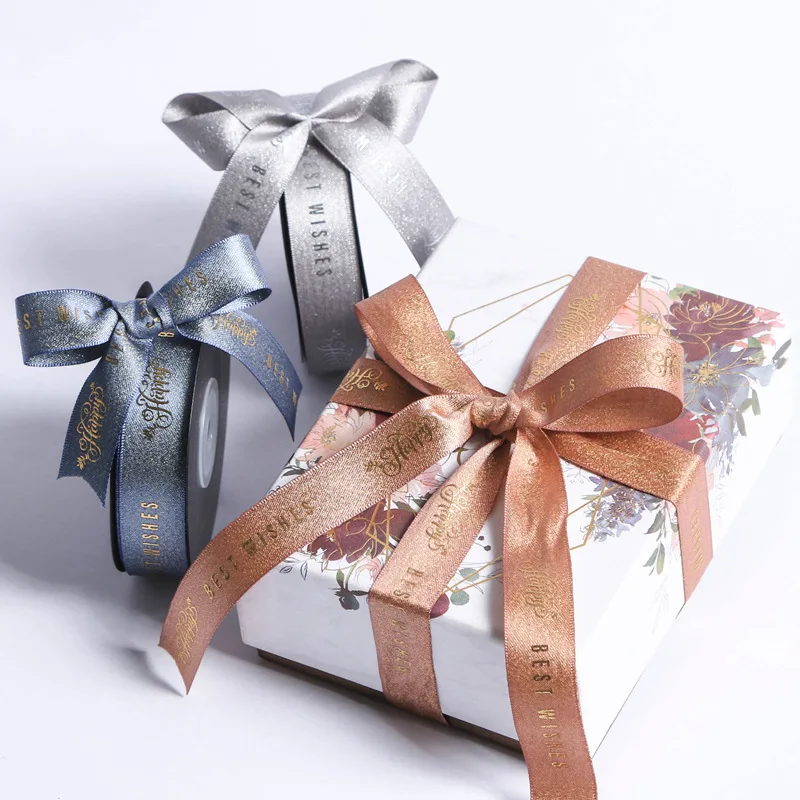 Gold and silver weft hot stamping with flower cake baking gift materials flower art gift box Handmade diy bow webbing
Gold and silver weft hot stamping with flower cake baking gift materials flower art gift box Handmade diy bow webbing