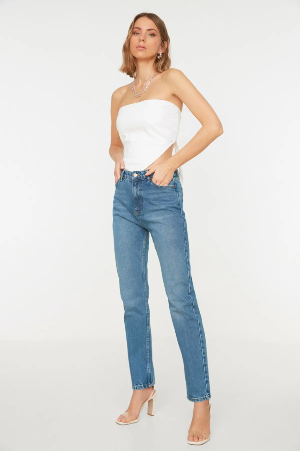Women's Jean Blue High Waist Bootcut Full Length Straight Pant Streetwear Female Buttons Zipper Ladies
Women's Jean Blue High Waist Bootcut Full Length Straight Pant Streetwear Female Buttons Zipper Ladies