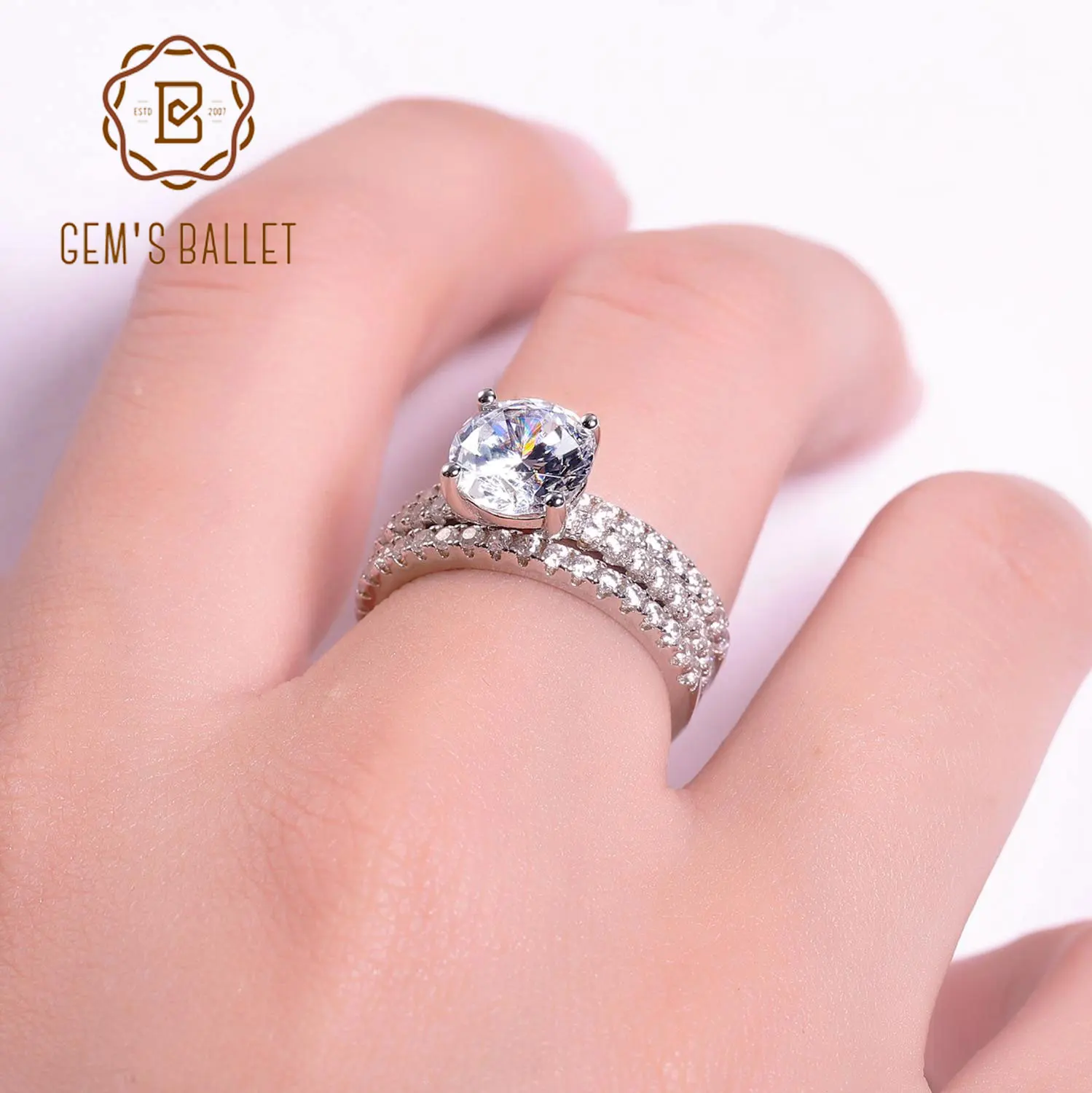 GEM'S BALLET 3.0Ct 9mm Round Solitaire Set 4 Prong Moissanite Ring 3 Band 925 Sterling Silver Engagement Ring For Women Jewelry
GEM'S BALLET 3.0Ct 9mm Round Solitaire Set 4 Prong Moissanite Ring 3 Band 925 Sterling Silver Engagement Ring For Women Jewelry
