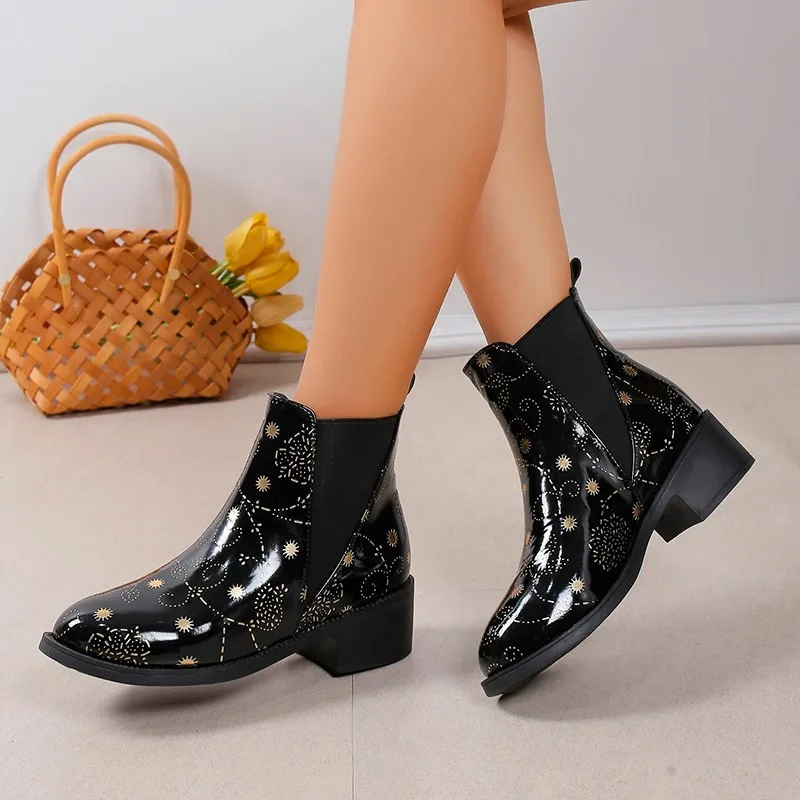 Fashion women's boots printed bright leather Chelsea ankle boots plus size autumn/winter new collection
Fashion women's boots printed bright leather Chelsea ankle boots plus size autumn/winter new collection