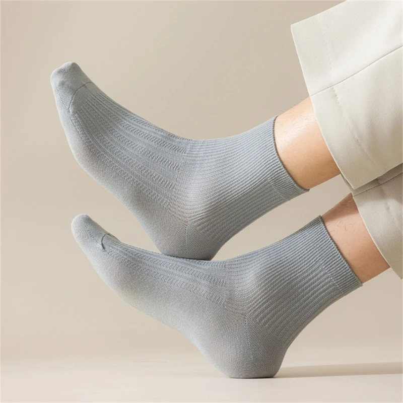 Solid Color Men Sock Spring Autumn Casual Basic Stocking Vertical Stripes Breathable Comfortable Casual Sports Socking X4YC
Solid Color Men Sock Spring Autumn Casual Basic Stocking Vertical Stripes Breathable Comfortable Casual Sports Socking X4YC
