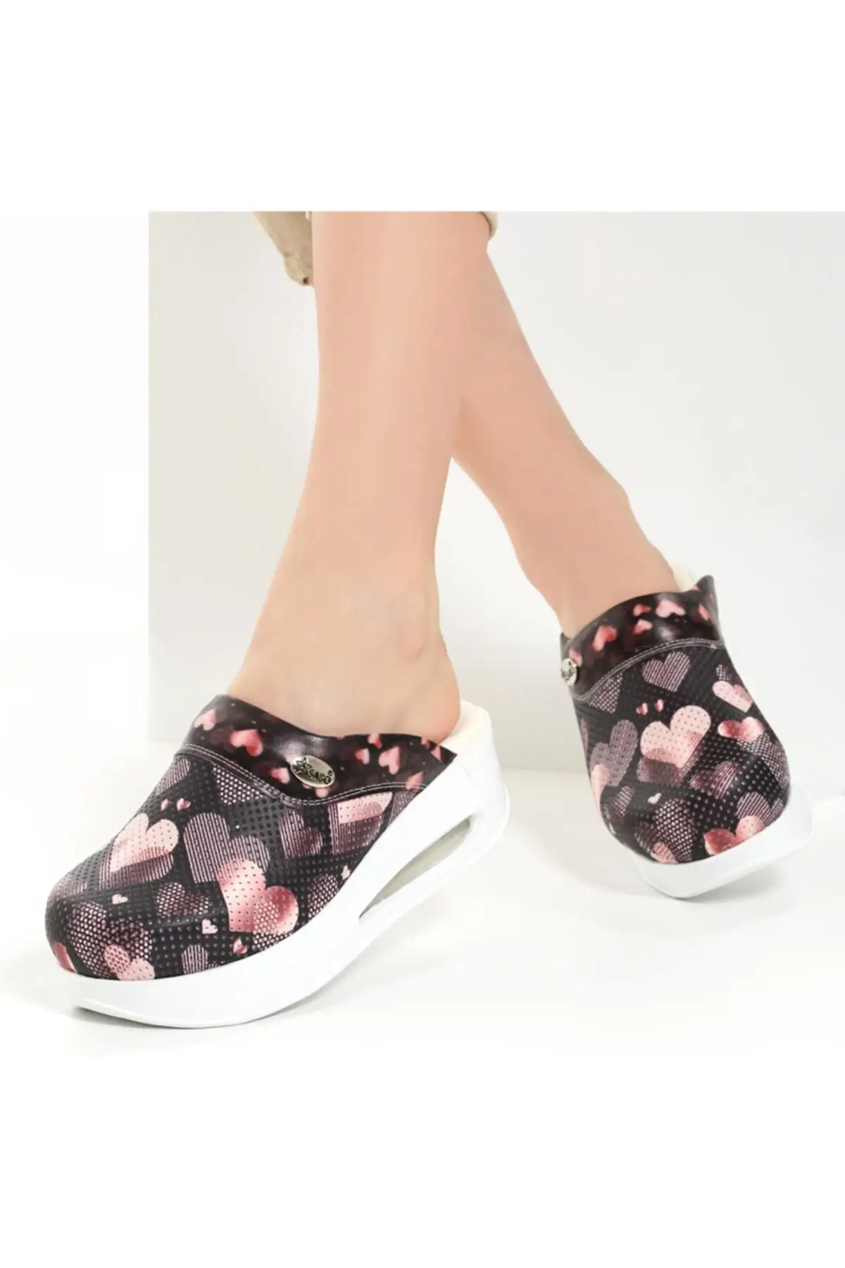 Heart Themed Orthopedic Sabo, Women Nurse Slippers, Doctor Non-slip Nurse Surgical Shoes, Dentist Work Slippers, Medical Shoes
Heart Themed Orthopedic Sabo, Women Nurse Slippers, Doctor Non-slip Nurse Surgical Shoes, Dentist Work Slippers, Medical Shoes