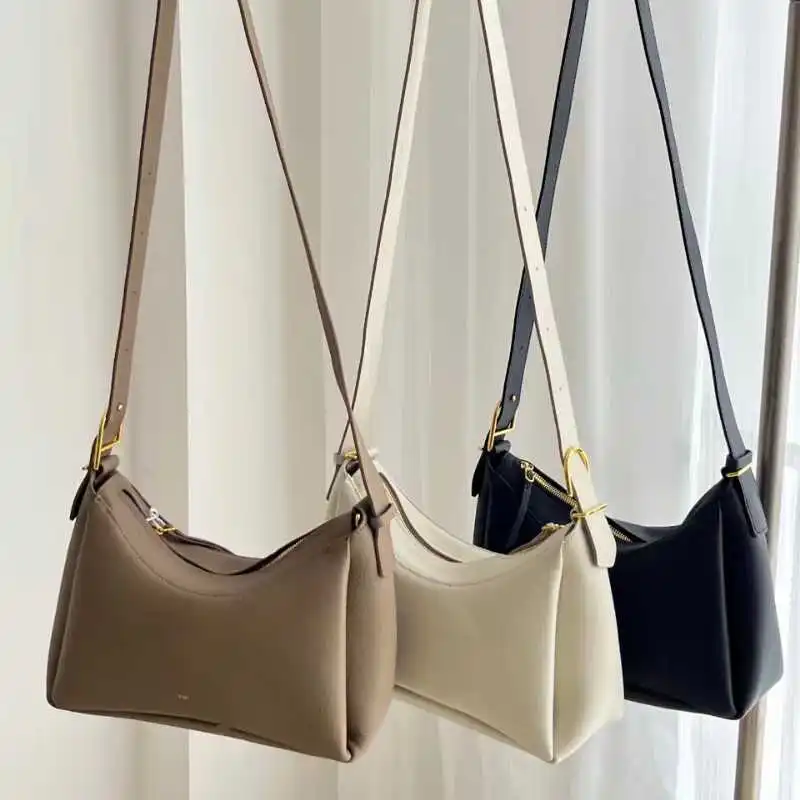 2023 New Leather Lychee Pattern One-shoulder Messenger Armpit Fashionable Women Bag
2023 New Leather Lychee Pattern One-shoulder Messenger Armpit Fashionable Women Bag