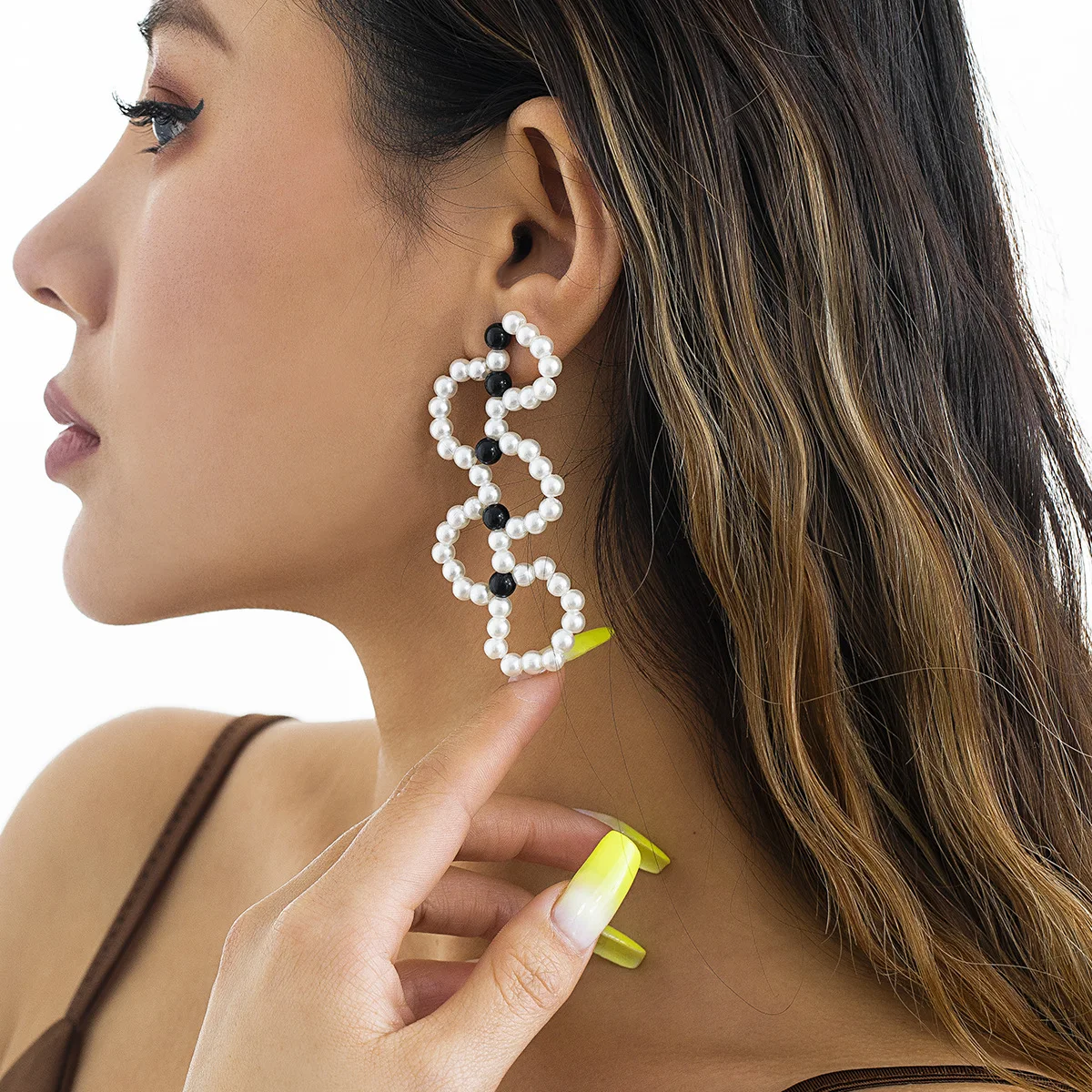 New Arrivals Handmade Big Statement Full Beads Pearls Dangle Earrings For Women Bridal Wedding Geometric Earring Party Jewelry
New Arrivals Handmade Big Statement Full Beads Pearls Dangle Earrings For Women Bridal Wedding Geometric Earring Party Jewelry