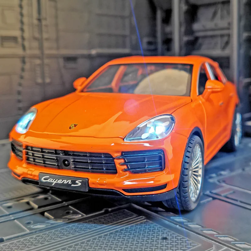 1:24 Porsche Cayenne S Alloy Car Model Diecast Travel Rack Sound Light Pull Back Collection For Children Christmas Toy Gifts
1:24 Porsche Cayenne S Alloy Car Model Diecast Travel Rack Sound Light Pull Back Collection For Children Christmas Toy Gifts
