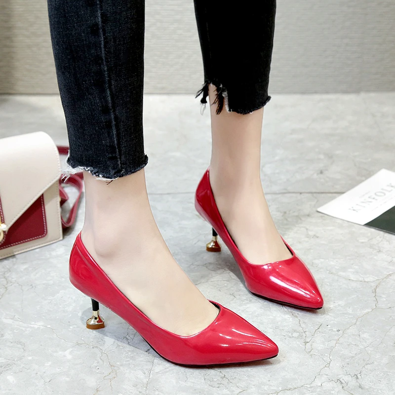 Hot Selling Women Shoes Pointed Toe Pumps Patent Leather Dress Red 6CM High Heels Boat Shoes Shadow Wedding Shoes Zapatos Mujer
Hot Selling Women Shoes Pointed Toe Pumps Patent Leather Dress Red 6CM High Heels Boat Shoes Shadow Wedding Shoes Zapatos Mujer