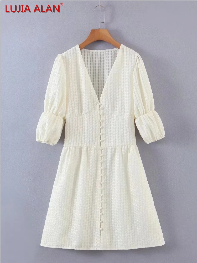 Women V-Neck Single Breasted Jacquard Dress Summer Female Puff Sleeve Mini Vestidos LUJIA ALAN D9703
Women V-Neck Single Breasted Jacquard Dress Summer Female Puff Sleeve Mini Vestidos LUJIA ALAN D9703