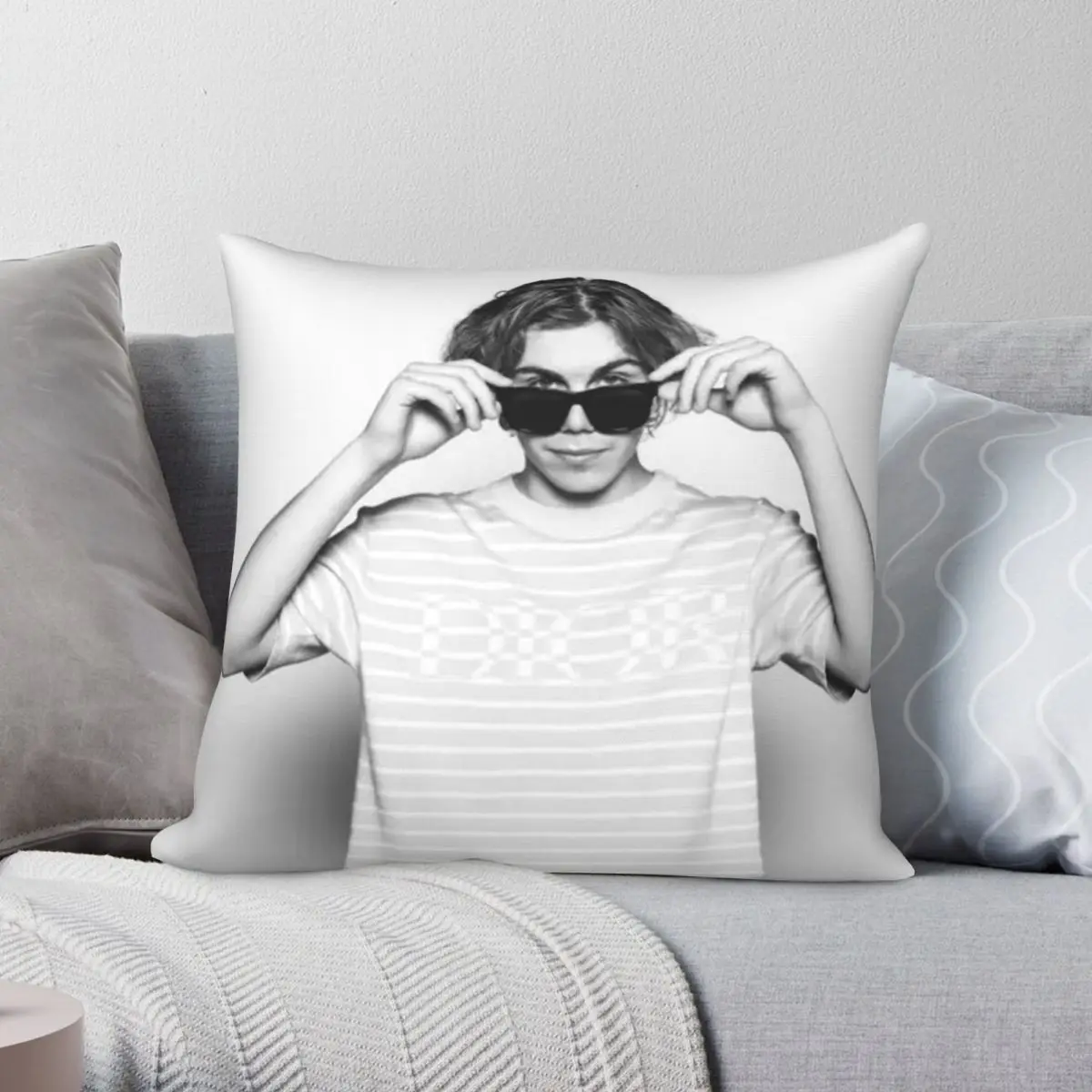 Kid Theme Square Pillowcase Polyester Linen Velvet Creative Zip Decor Throw Pillow Case Sofa Seater Cushion Cover
Kid Theme Square Pillowcase Polyester Linen Velvet Creative Zip Decor Throw Pillow Case Sofa Seater Cushion Cover