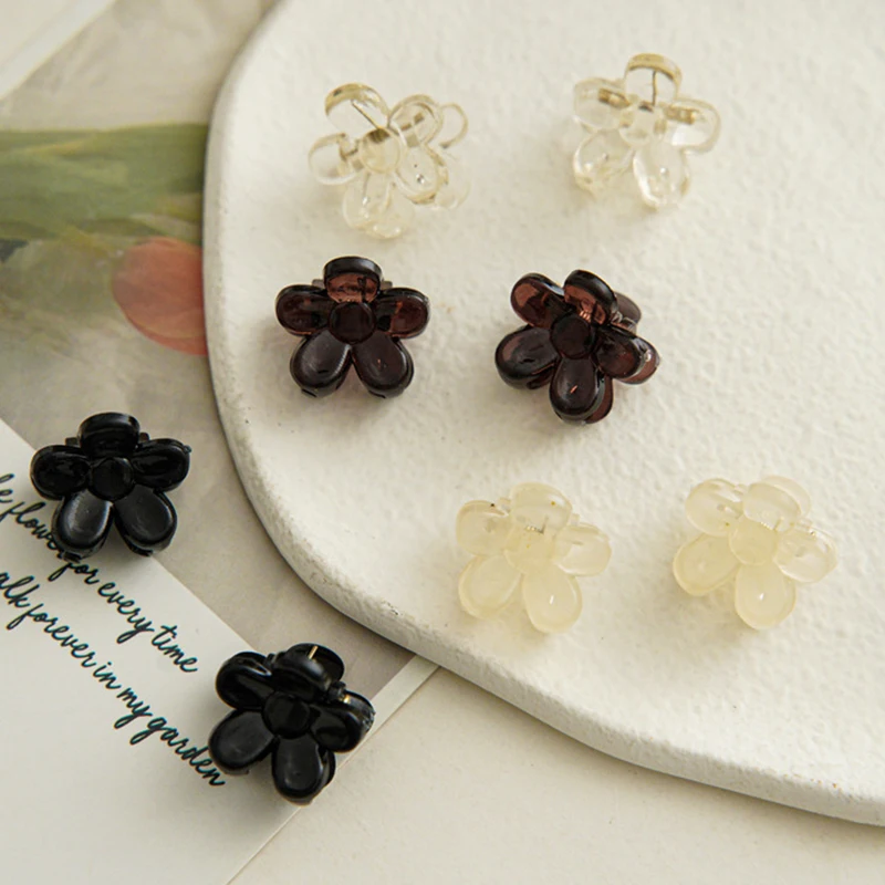 2pcs Sweet Flower Shape Hair Claw Bright Oil Small Hair Clip Clamp Cute Hairpin Bangs Barrettes Women Headwear Hair Accessories
2pcs Sweet Flower Shape Hair Claw Bright Oil Small Hair Clip Clamp Cute Hairpin Bangs Barrettes Women Headwear Hair Accessories