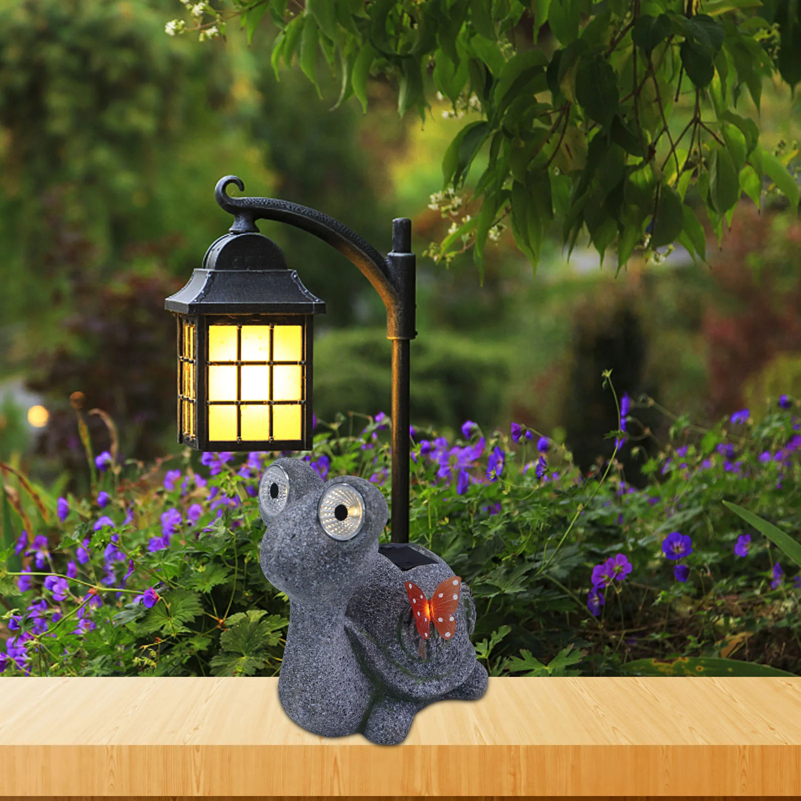 Светильник ная Улитка на солнечной батарее для сада 
Светильник ная Улитка на солнечной батарее для сада