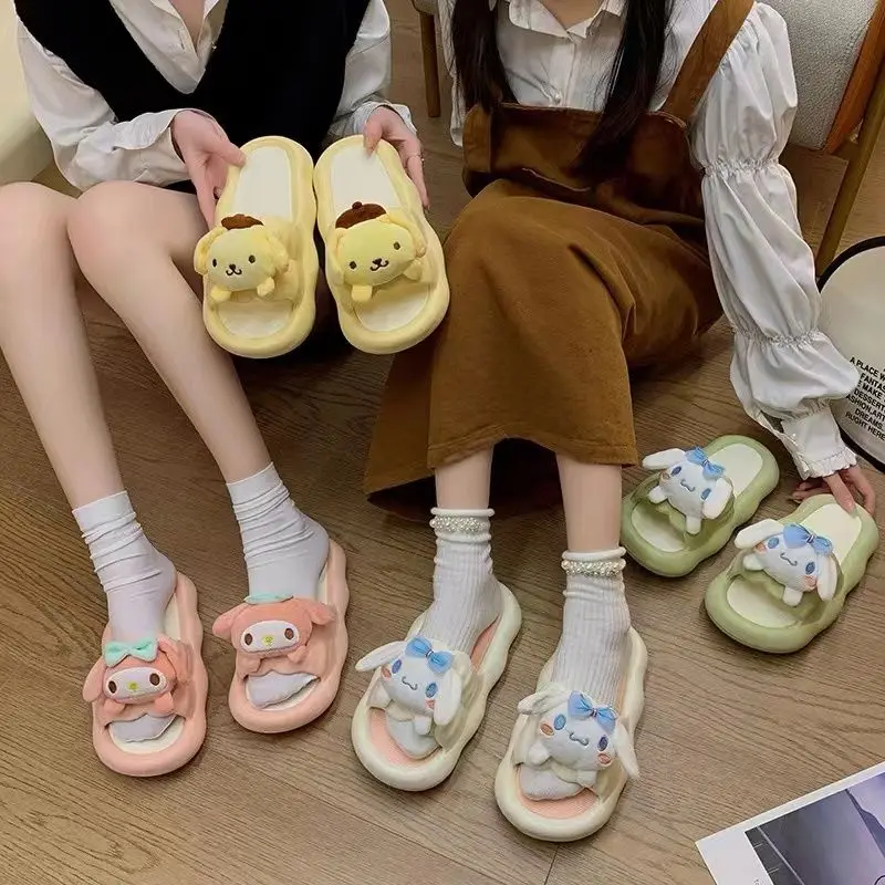 Сандалии Sanrio аниме Hello Kittys My Melody Cinnamoroll, милые Нескользящие босоножки на толстой подошве, с антизапахом, подарок для девочек, игрушки
Сандалии Sanrio аниме Hello Kittys My Melody Cinnamoroll, милые Нескользящие босоножки на толстой подошве, с антизапахом, подарок для девочек, игрушки