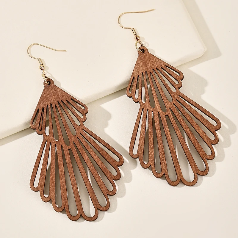 Vintage Fashion Brown Geometric Cut Out Carved Wooden Hollow Drop Earrings Women Ear Wear Jewelry Accessories
Vintage Fashion Brown Geometric Cut Out Carved Wooden Hollow Drop Earrings Women Ear Wear Jewelry Accessories