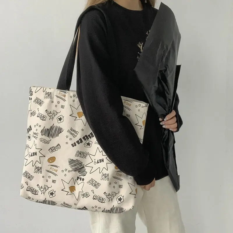 2022 New Shopping Bag Canvas Bag Female Student One-shoulder Large-capacity Handbag Girl College Cartoon Sundries Bag
2022 New Shopping Bag Canvas Bag Female Student One-shoulder Large-capacity Handbag Girl College Cartoon Sundries Bag